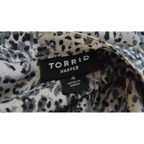 Torrid Harper Popover Tunic Top Womens Plus Size 4X Roll Tab Sleeve Pockets - Picture 7 of 9